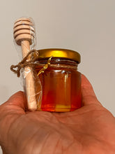Load image into Gallery viewer, Raw Kentucky Honey
